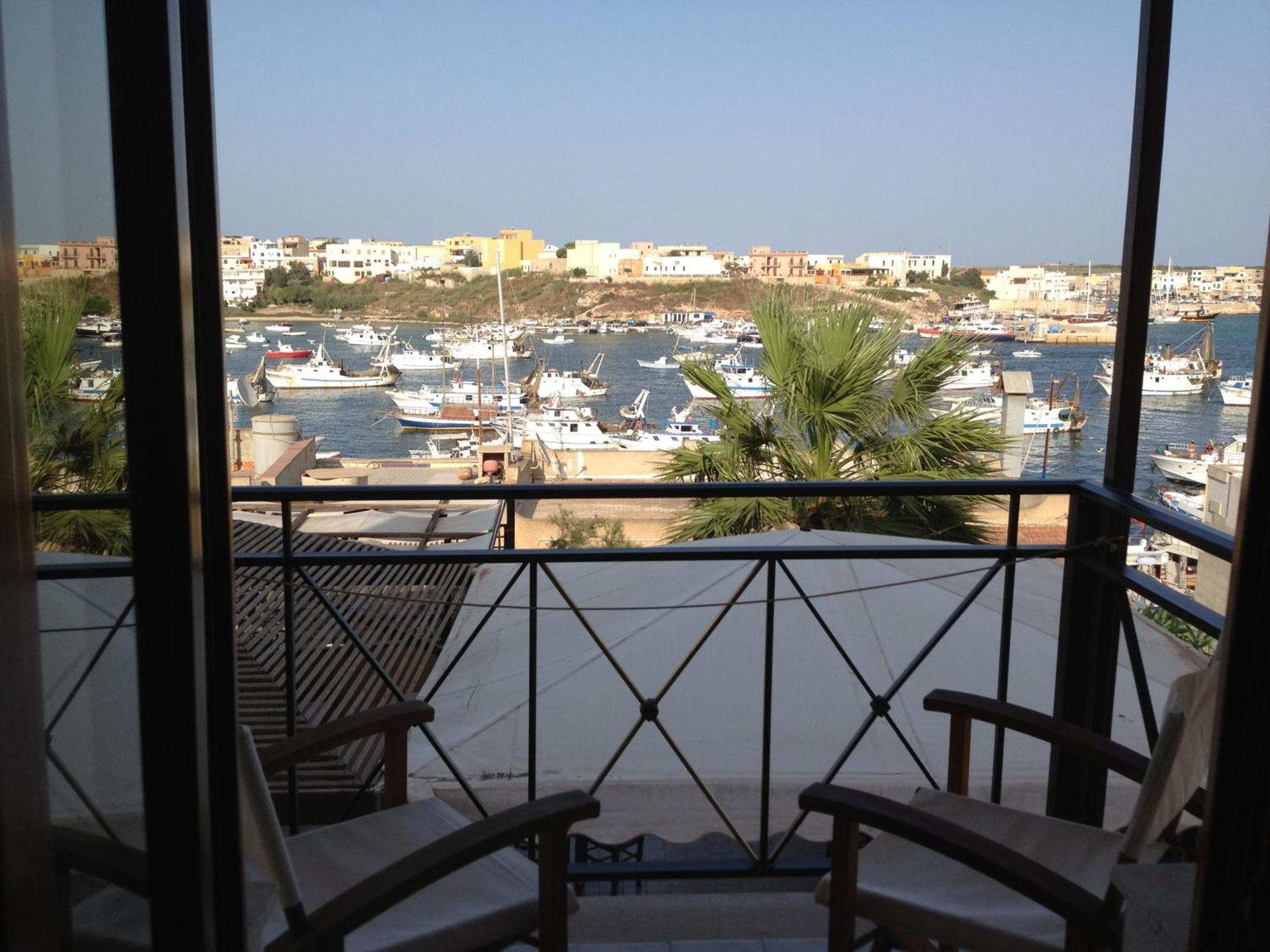 Hotel Medusa Lampedusa Exterior photo