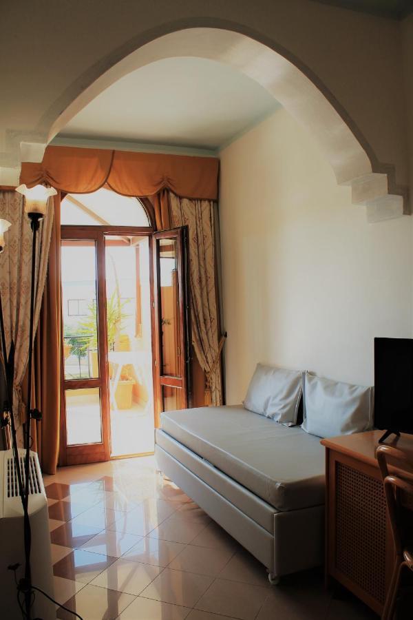 Hotel Medusa Lampedusa Exterior photo